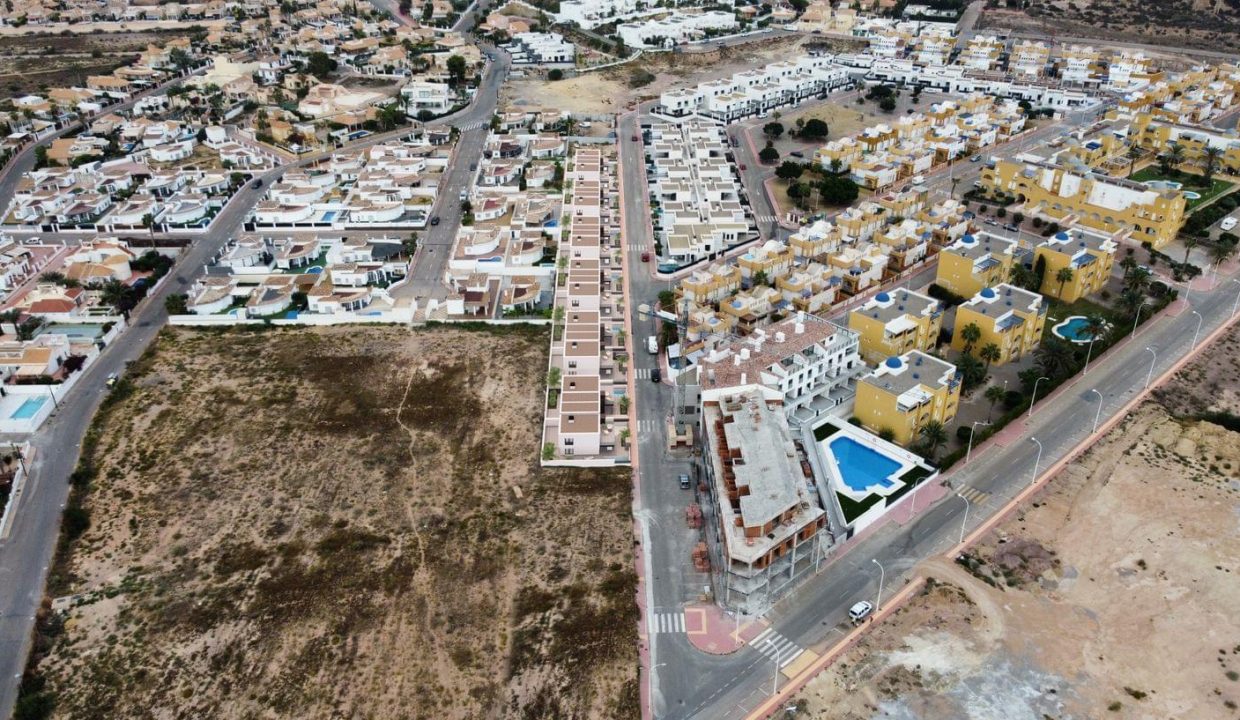 Promoción Residencial Nuevo Milenio, obra nueva en San Juan de los Terreros (Revista)
