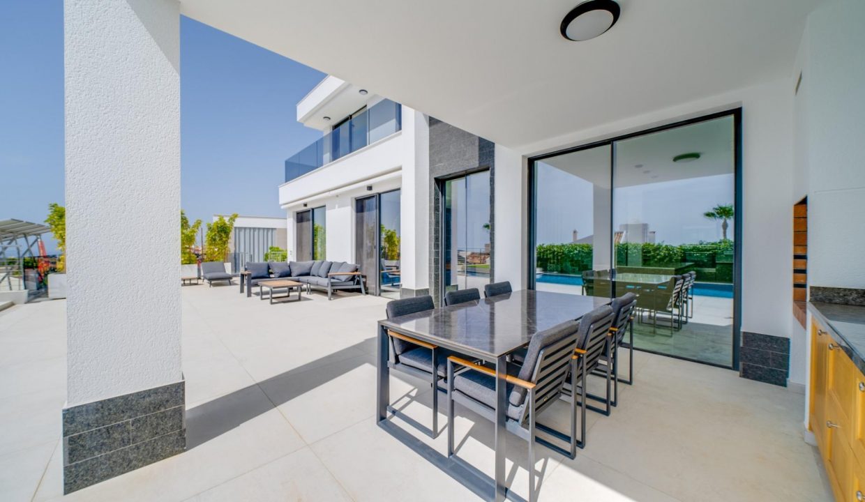 Promoción Villas Roma, obra nueva en Finestrat (Revista)