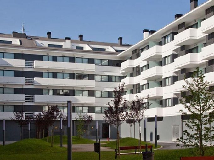 Promoción Residencial Costa Azul, obra nueva en Ares (Revista)