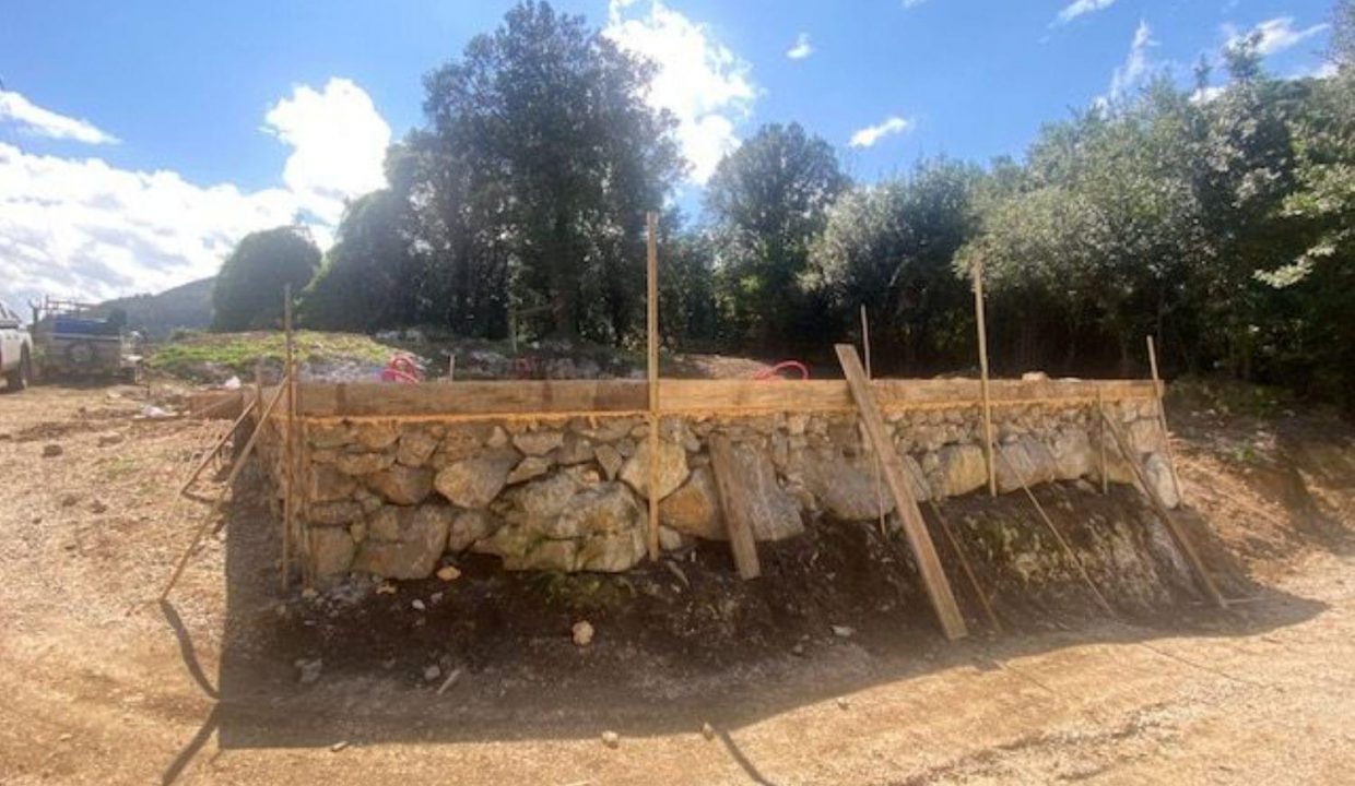 Promoción Chalet en Piñeres de Pria, obra nueva en L'Oteru (Revista)