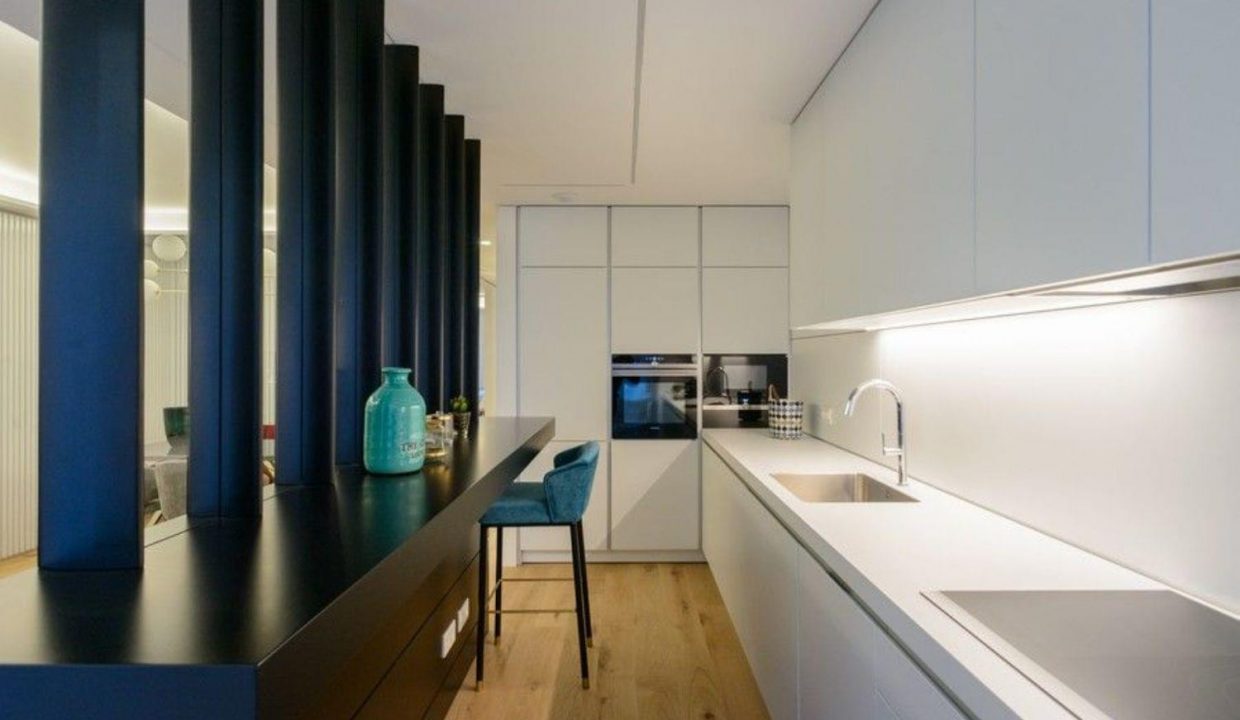 Promoción en Girona, Joan Maragall, obra nueva en Gerona (Revista)