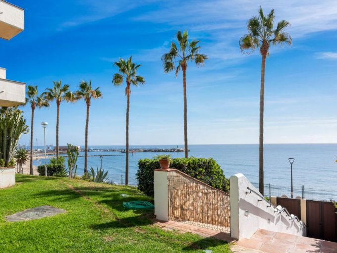 Promoción Apartamento con fantásticas vistas al mar, obra nueva en Marbella (Revista)