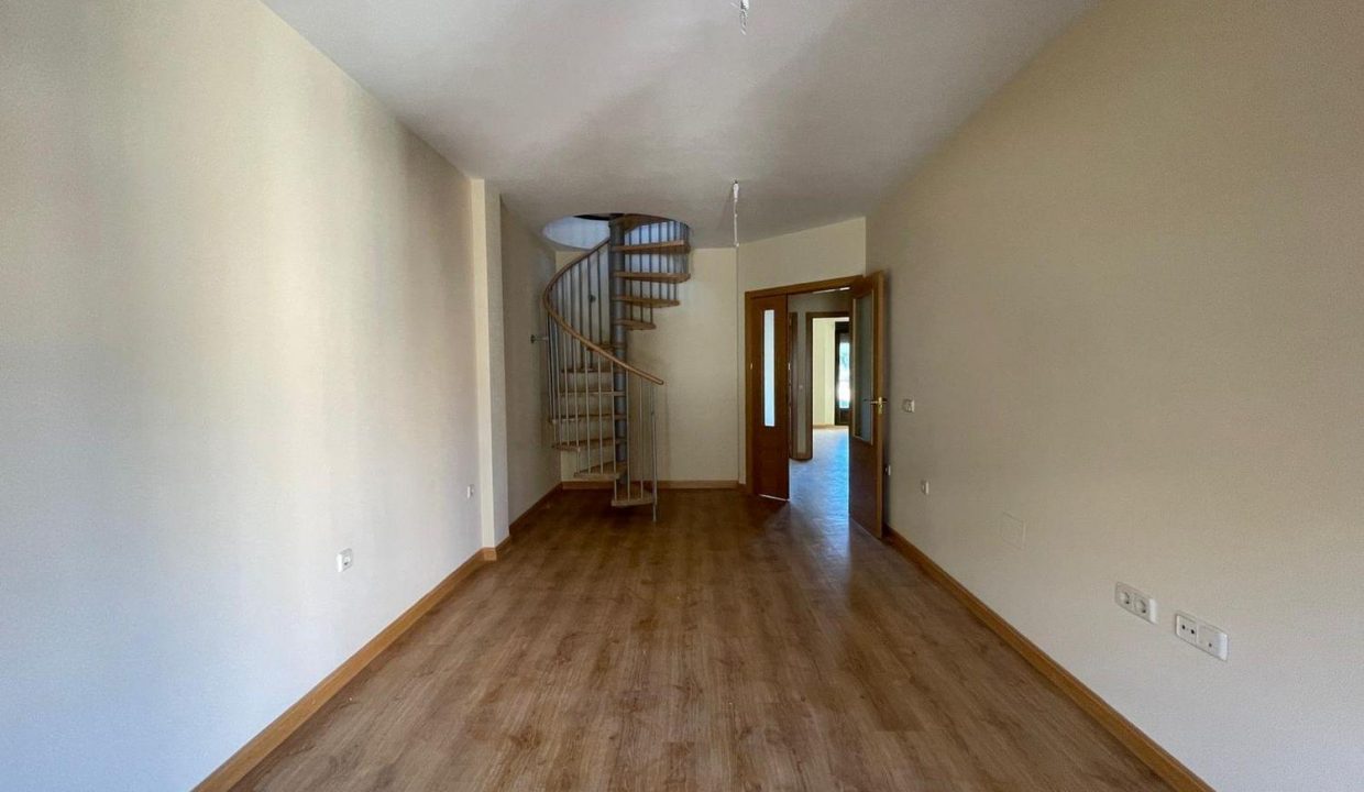 Promoción Promoción residencial en C/ Los Morales, obra nueva en Almorox (Revista)