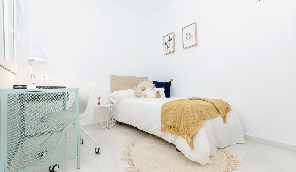 Promoción Don Benito - Altos de la Laguna, obra nueva en Torrevieja (Revista)