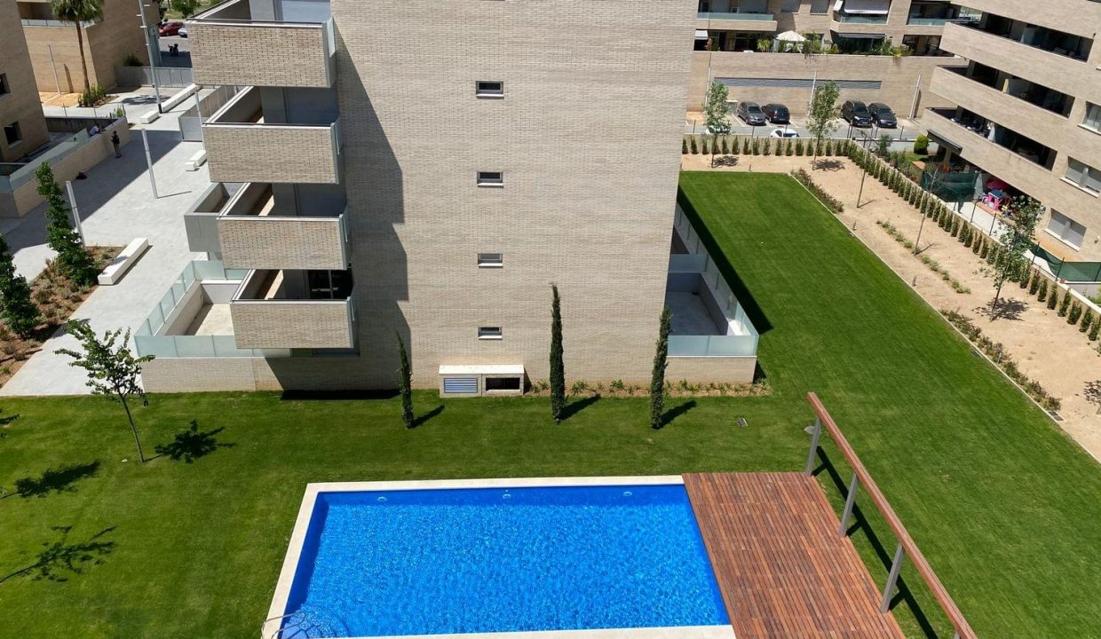 Promoción Ciutat Jardí, obra nueva en Salt (Revista)