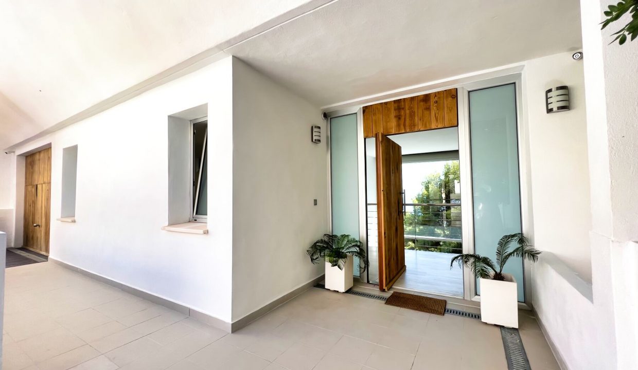 Promoción Exclusiva villa adosada, obra nueva en Altea (Revista)