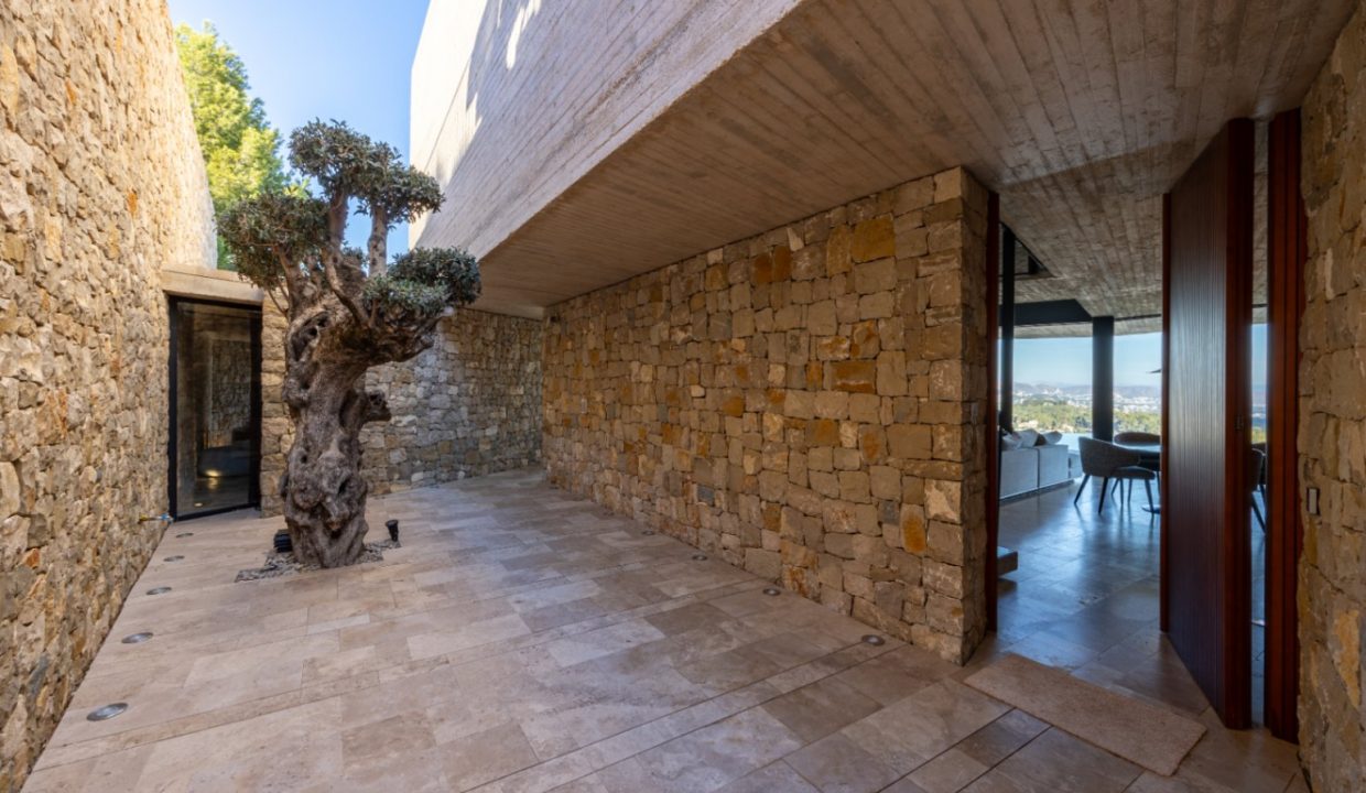 Promoción Villa en los serenos bosques de Benissa, obra nueva en Benisa (Revista)