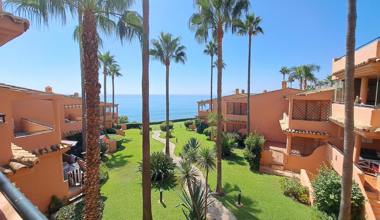Promoción Bermuda Beach 510232, obra nueva en Estepona (Revista)