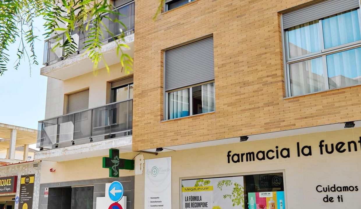 Promoción Edificio La Veleta, obra nueva en San Miguel de Salinas (Revista)