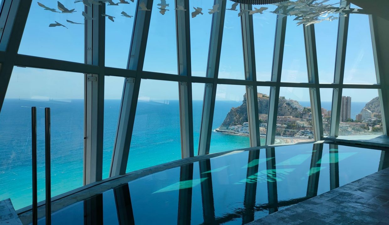 Promoción Delfín Tower, obra nueva en Benidorm (Revista)