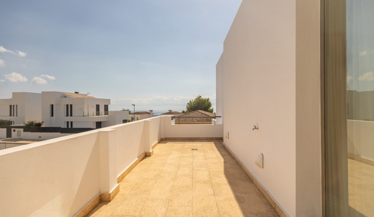 Promoción Villa con irradia elegancia y lujo moder, obra nueva en La Nucía (Revista)