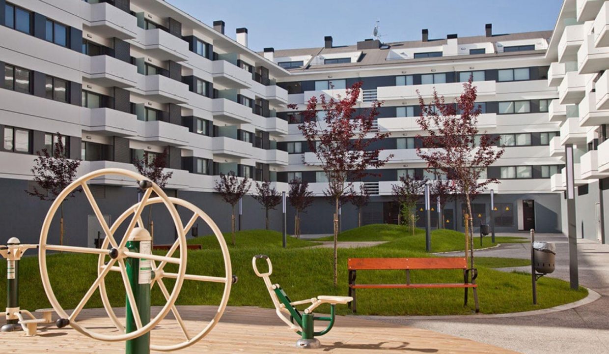 Promoción Residencial Costa Azul, obra nueva en Ares (Revista)