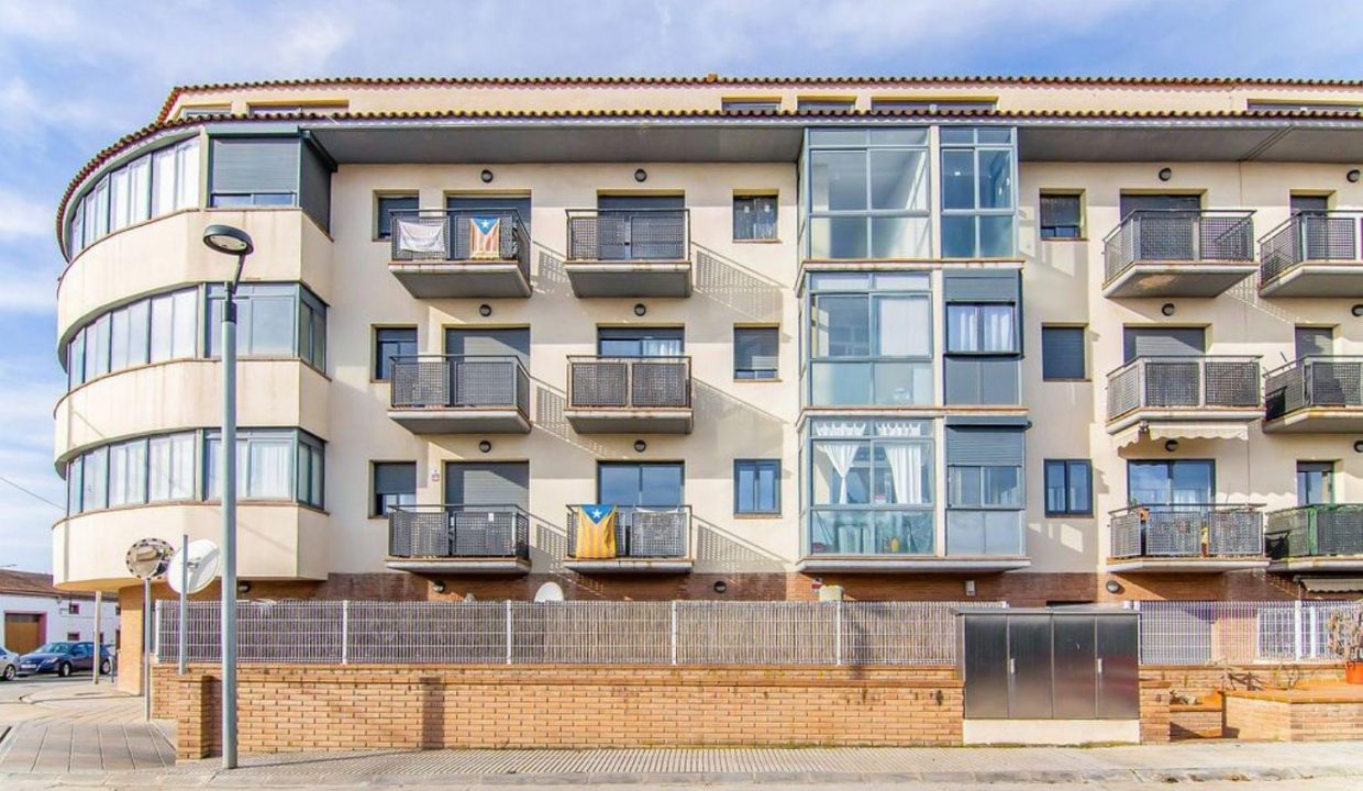 Promoción Promoción de viviendas con garajes y trasteros en Bell-lloc d´Urgell, obra nueva en Bell-lloc d'Urgell (Revista)