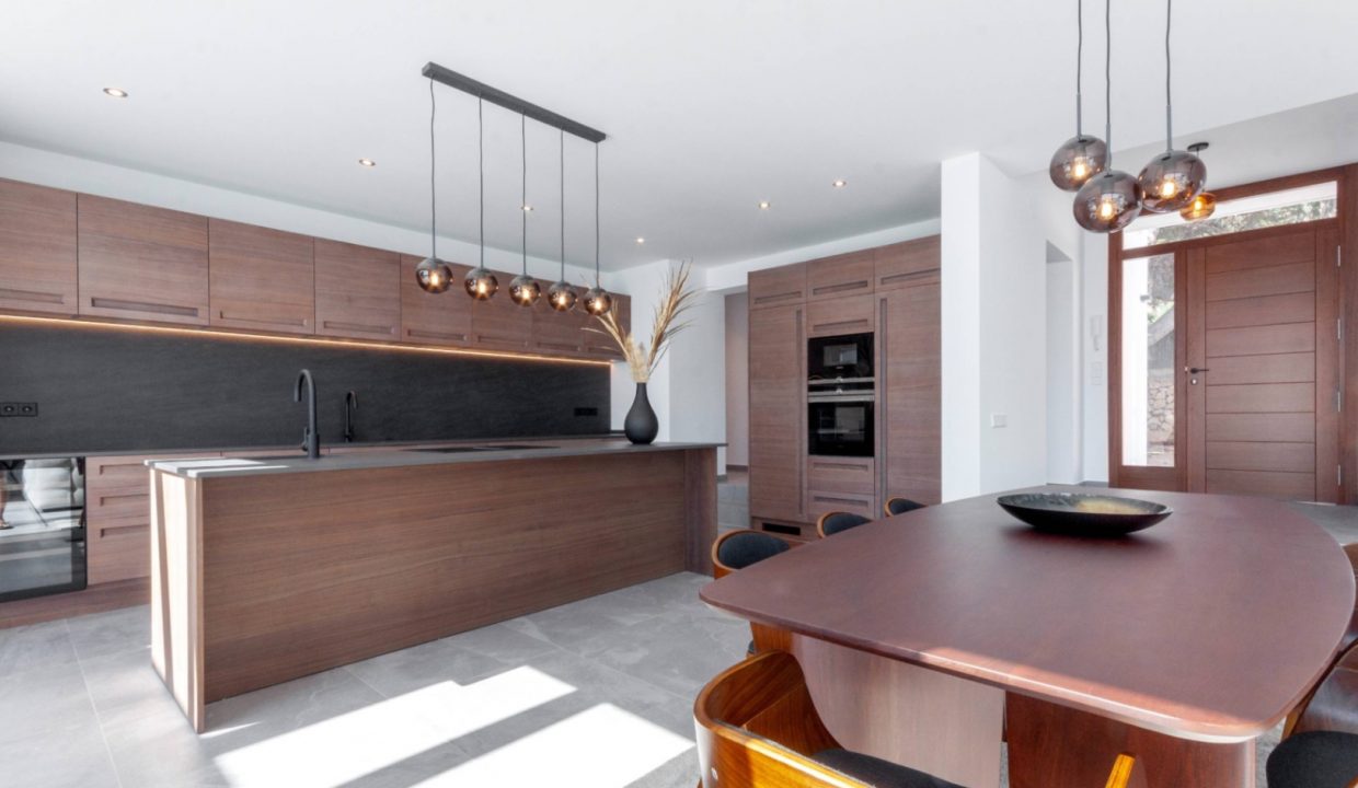Promoción Impresionante villa de estilo minimalista, obra nueva en Jávea (Revista)