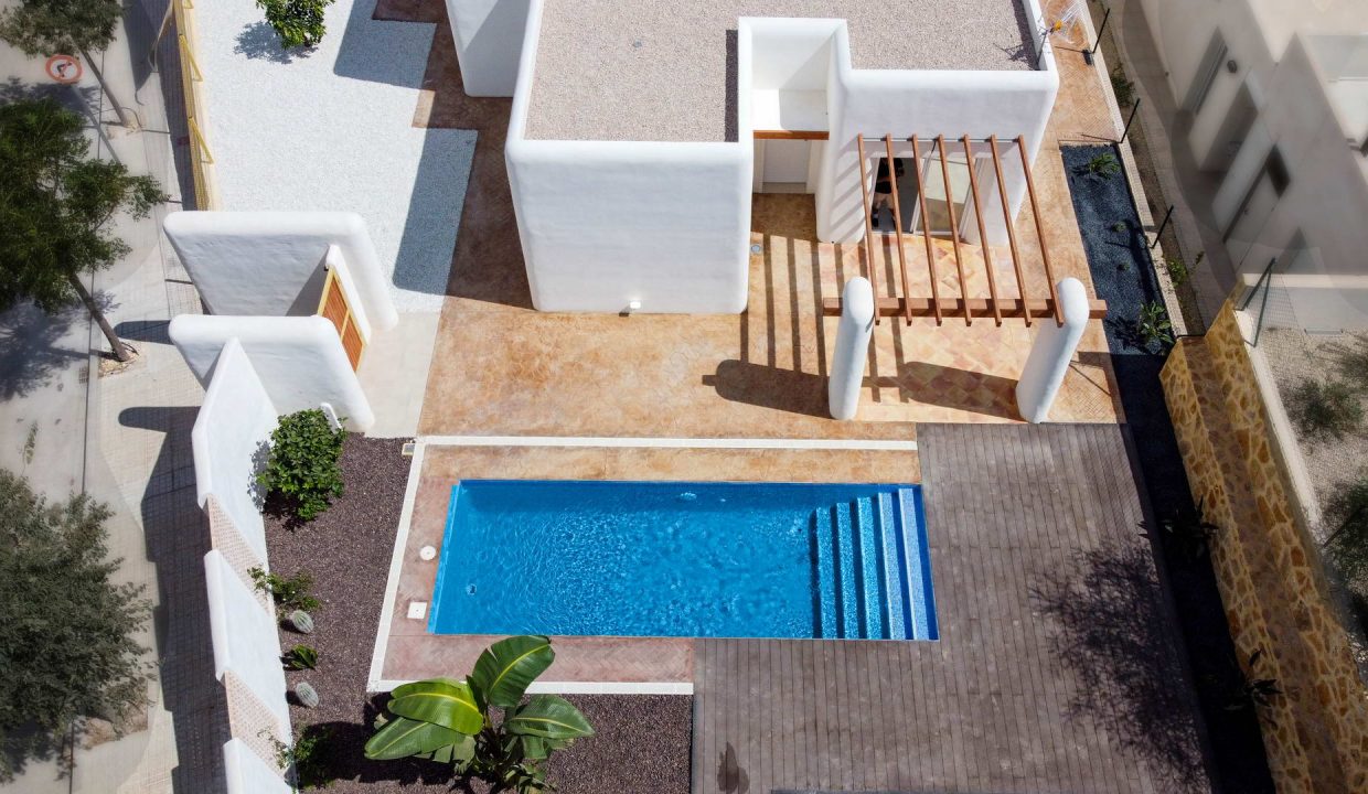 Promoción Encantadora residencia de estilo ibicenco, obra nueva en Chirles (Revista)