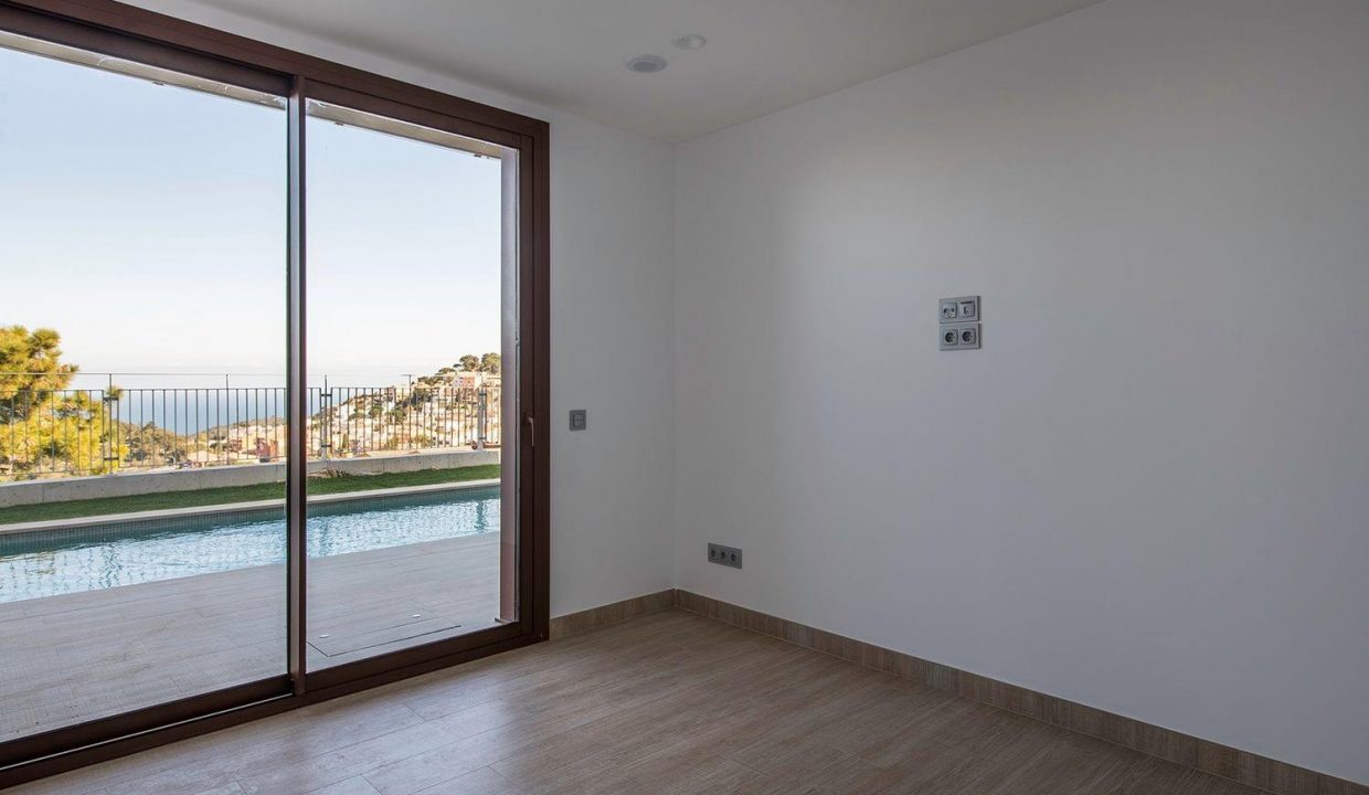 Promoción Villas del Sol Begur, obra nueva en Begur (Revista)
