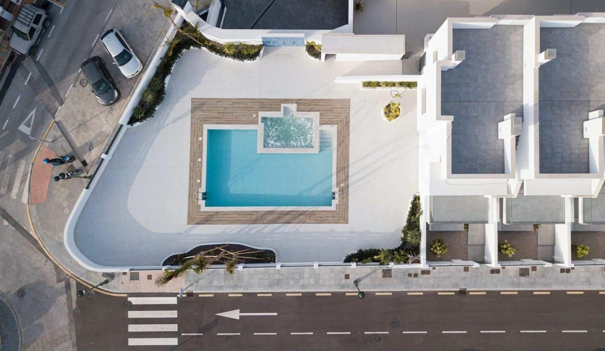 Promoción Sky Hill Village, obra nueva en Nerja (Revista)
