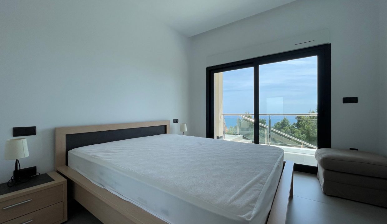 Promoción Excepcional villa de estilo moderno, obra nueva en Altea (Revista)
