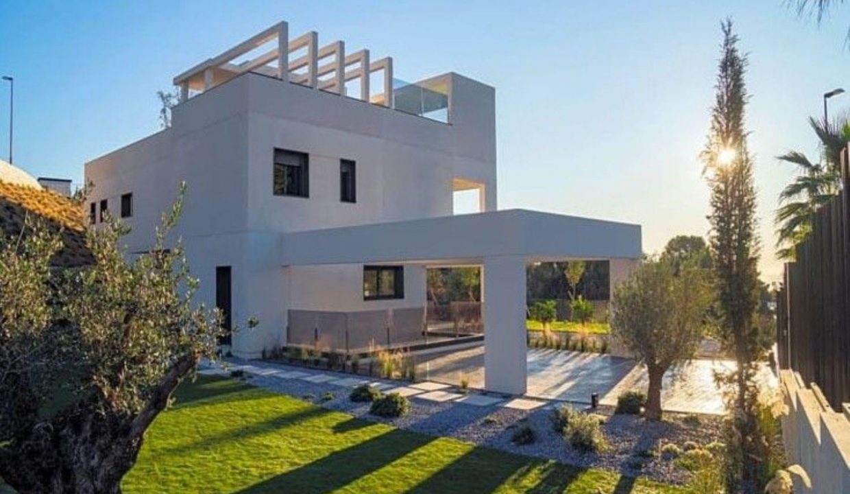 Promoción Santa Mónica Villa, obra nueva en Benalmádena (Revista)