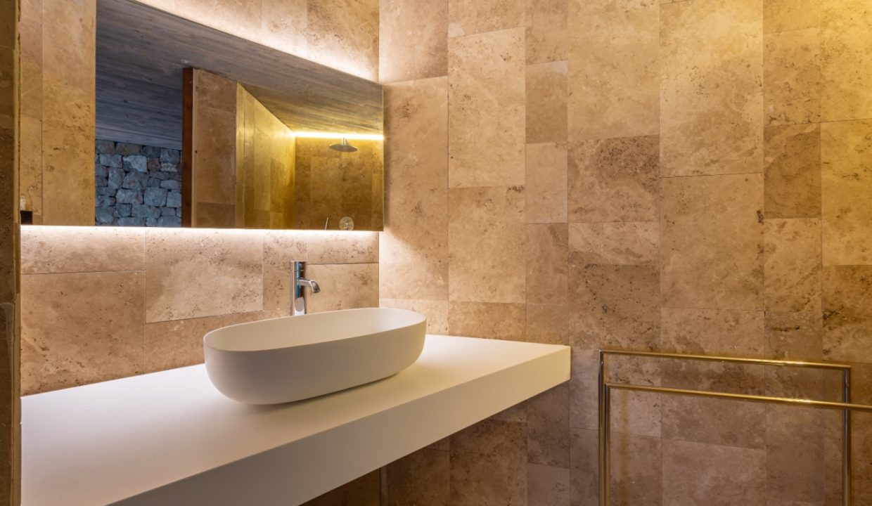 Promoción Villa en los serenos bosques de Benissa, obra nueva en Benisa (Revista)