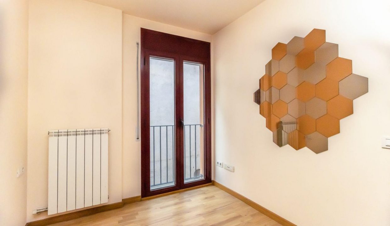 Promoción Promoción de viviendas en C/ Verdaguer, Sant Pere de Torelló (Barcelona), obra nueva en Sant Pere de Torelló (Revista)