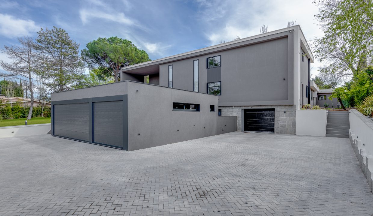 Promoción Preciosa y majestuosa villa, obra nueva en Pozuelo de Alarcón (Revista)