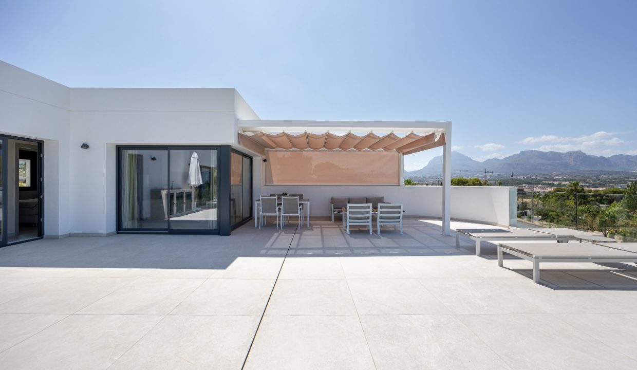 Promoción Impresionante villa en un entorno idílico, obra nueva en l'Albir (Revista)