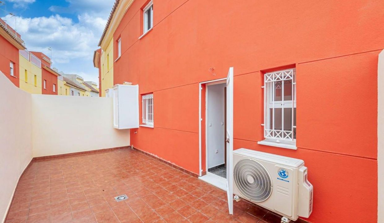 Promoción Adosados en Aljaraque, obra nueva en Corrales (Revista)