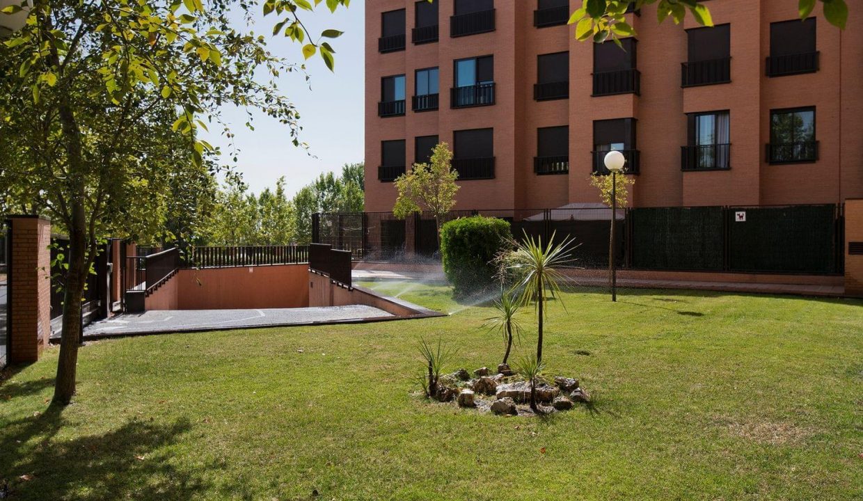 Promoción Residencial Las Villas Barajas, obra nueva en Madrid (Revista)