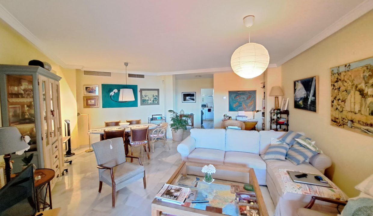 Promoción Bermuda Beach 510232, obra nueva en Estepona (Revista)