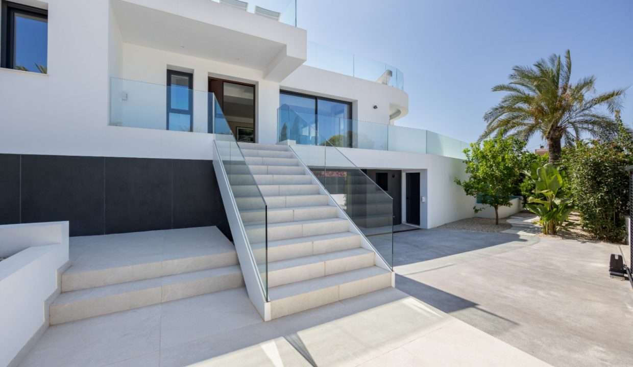 Promoción Impresionante villa en un entorno idílico, obra nueva en l'Albir (Revista)
