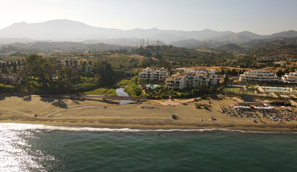 Promoción BAHIA DE VELERIN, obra nueva en Málaga (Revista)