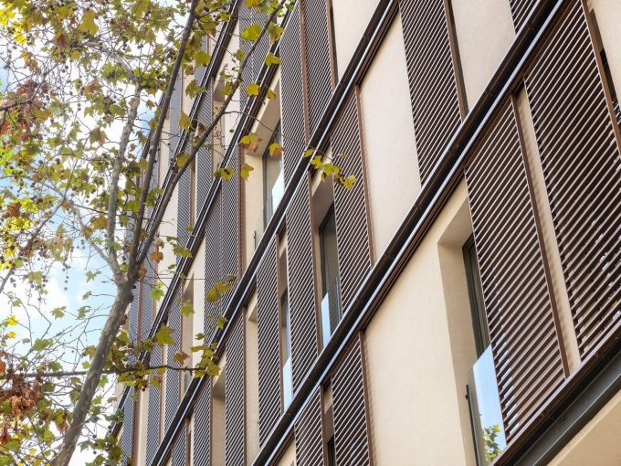 Promoción Nàpols, obra nueva en Barcelona (Revista)