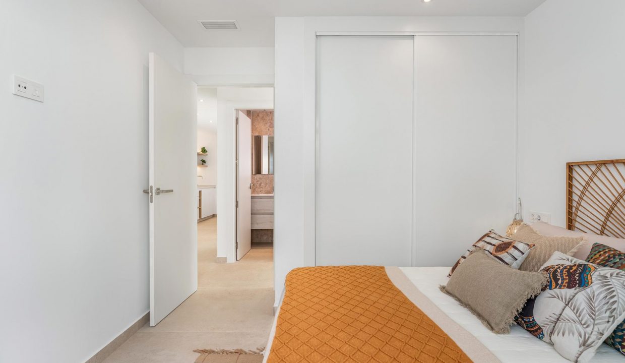 Promoción RESIDENSIAL SANTORINI VILLAS, obra nueva en Dolores (Revista)