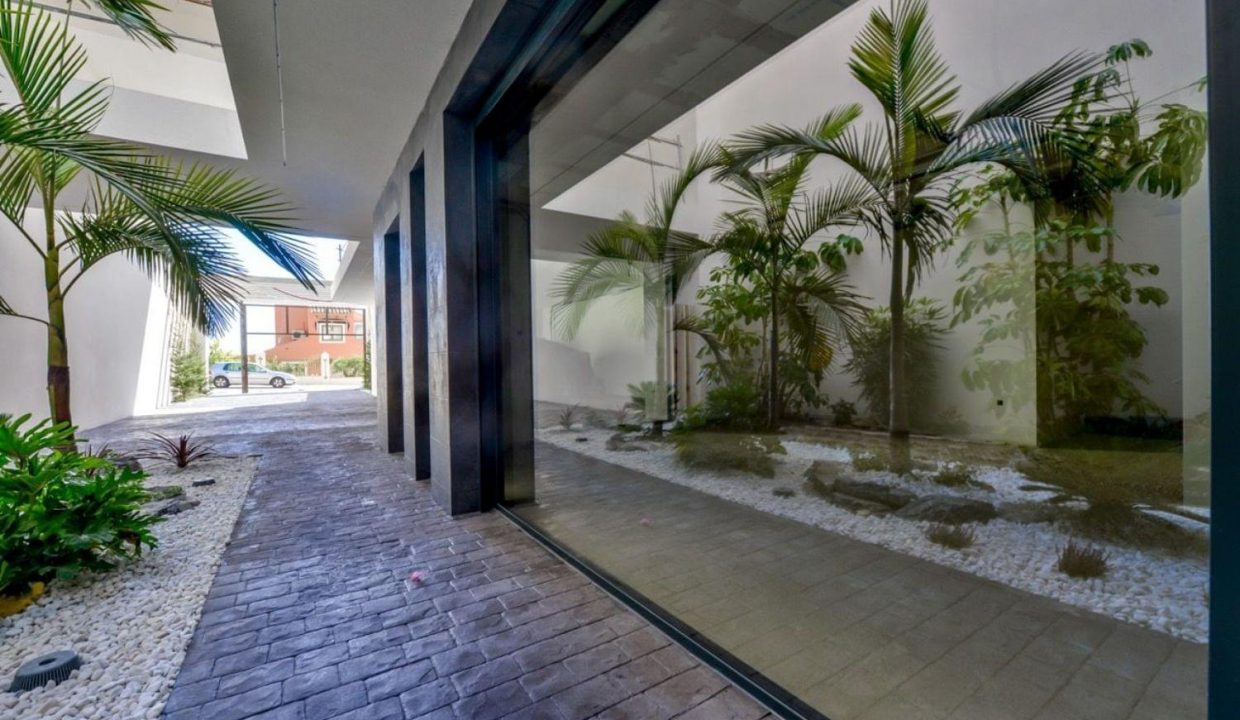 Promoción Villas Montroyal Fase III, obra nueva en Finestrat (Revista)