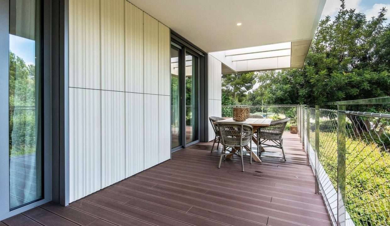 Promoción Infinitum Living, obra nueva en Far (Revista)