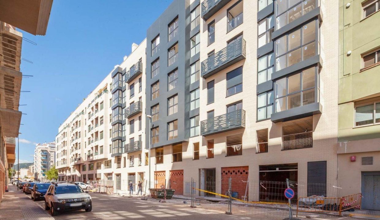 Promoción Oliva - Manuel Broseta, obra nueva en Oliva (Revista)