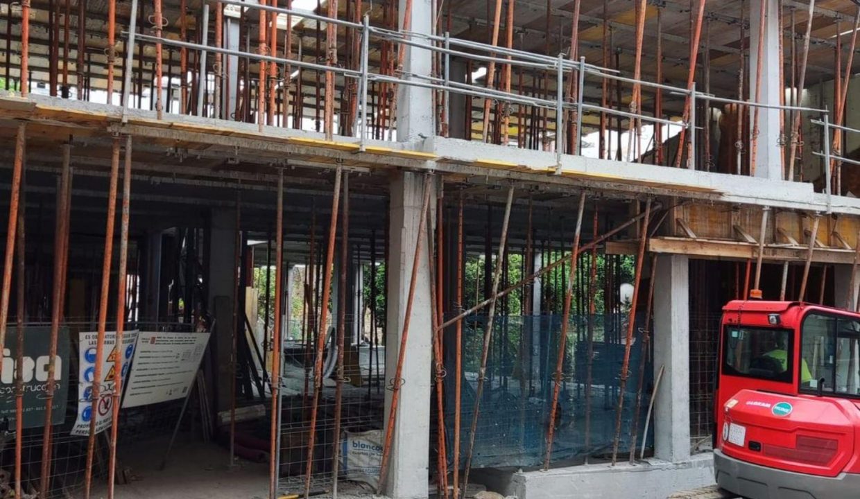 Promoción Edificio Montecelo, obra nueva en O Santo Cura de Ars (Revista)