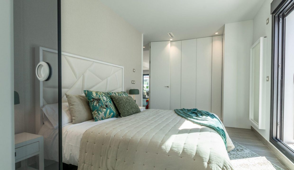 Promoción Skyline II, obra nueva en Rojales (Revista)