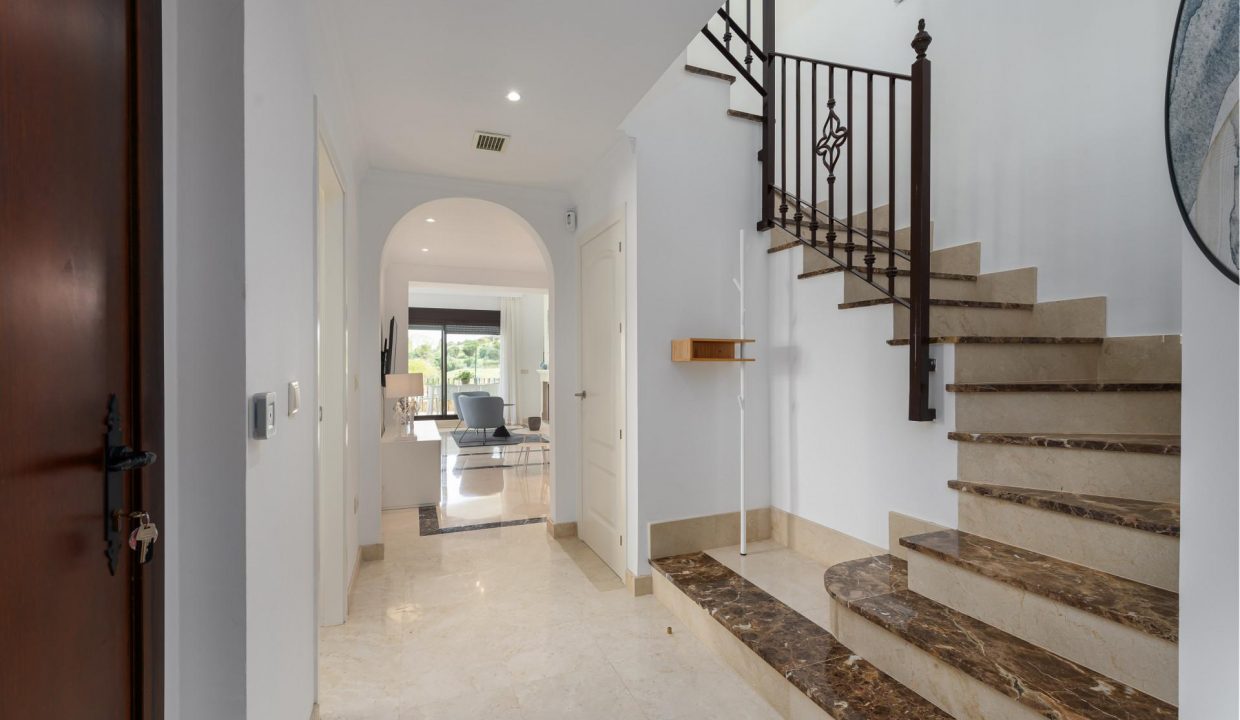 Promoción AZATA GOLF VILLAS, obra nueva en Estepona (Revista)