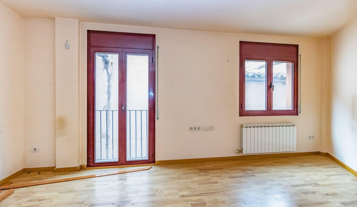 Promoción Promoción de viviendas en C/ Verdaguer, Sant Pere de Torelló (Barcelona), obra nueva en Sant Pere de Torelló (Revista)