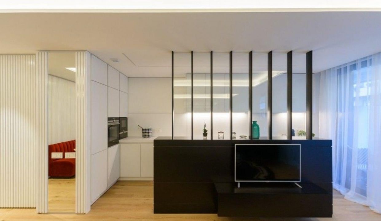 Promoción en Girona, Joan Maragall, obra nueva en Gerona (Revista)