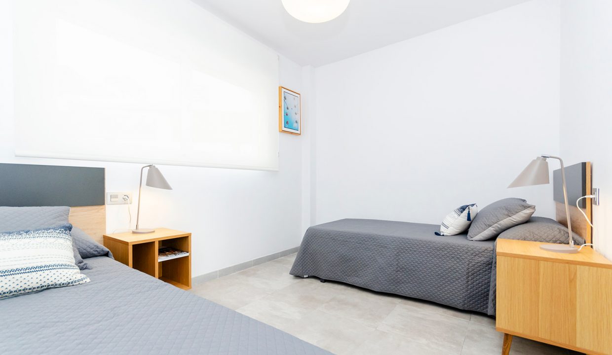 Promoción LAGUNA ROSA VILLAS, obra nueva en Torrevieja (Revista)