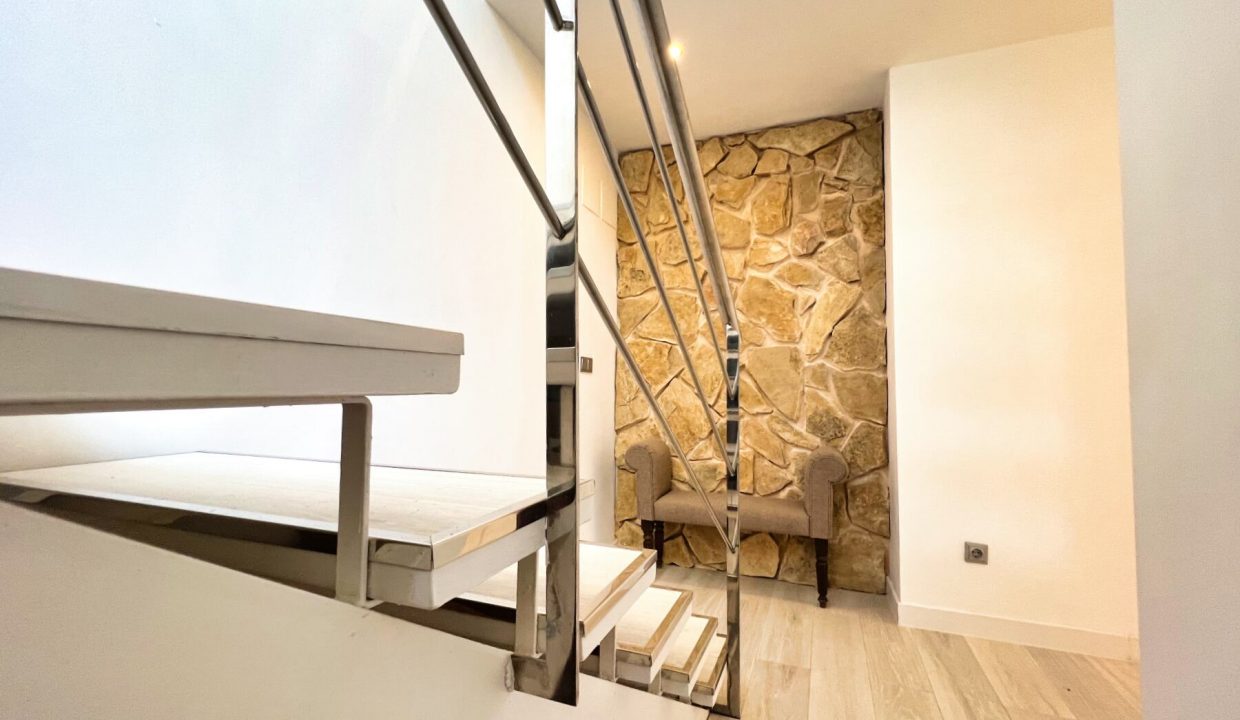 Promoción Exclusiva villa adosada, obra nueva en Altea (Revista)