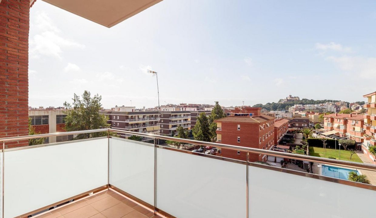 Promoción Ramón Otero Pedrayo 65, obra nueva en Castelldefels (Revista)