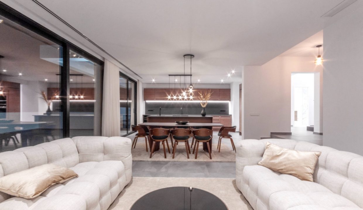 Promoción Impresionante villa de estilo minimalista, obra nueva en Jávea (Revista)