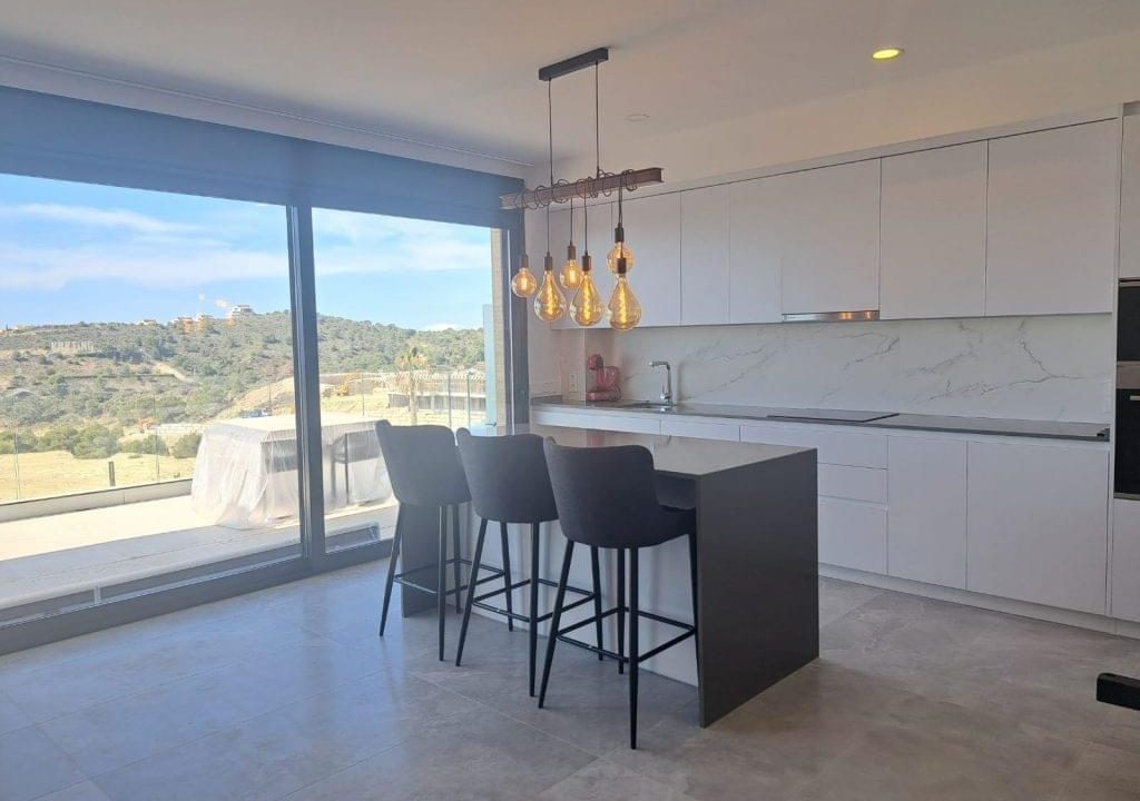 Promoción Apartamento moderno con terraza soleada, obra nueva en Finestrat (Revista)