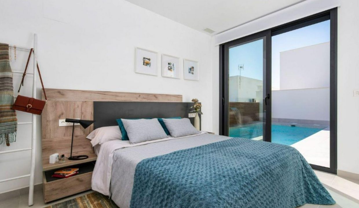 Promoción Villa Creta, obra nueva en Los Montesinos (Revista)