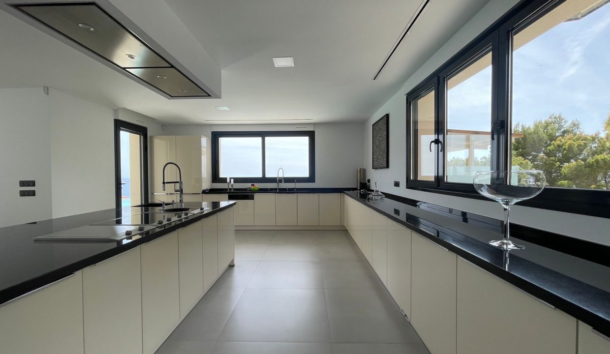 Promoción Excepcional villa de estilo moderno, obra nueva en Altea (Revista)