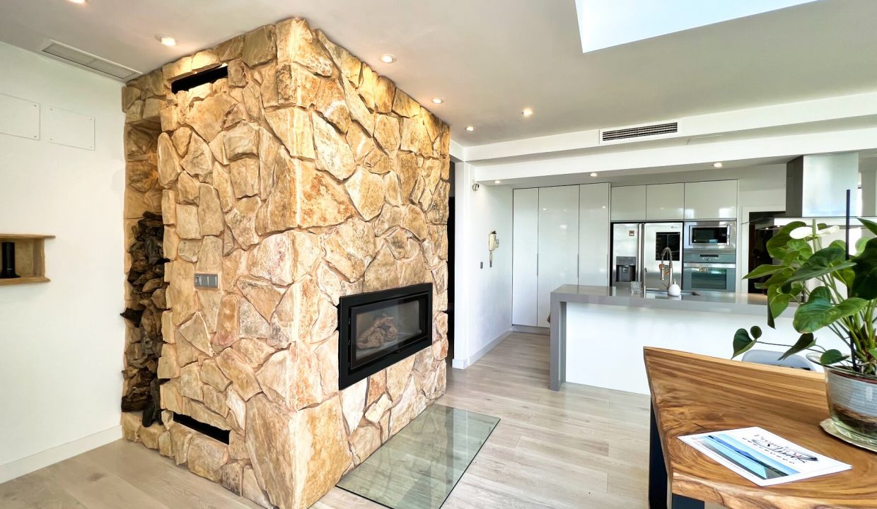 Promoción Exclusiva villa adosada, obra nueva en Altea (Revista)
